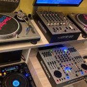 Allen & Heath Xone:62 DJ keverő