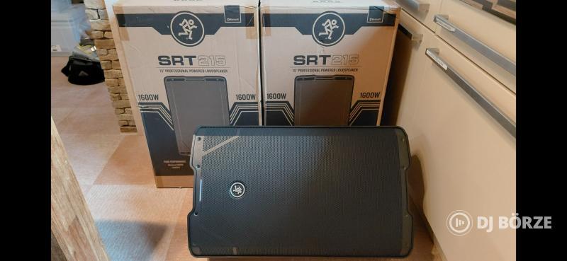 Mackie srt 215