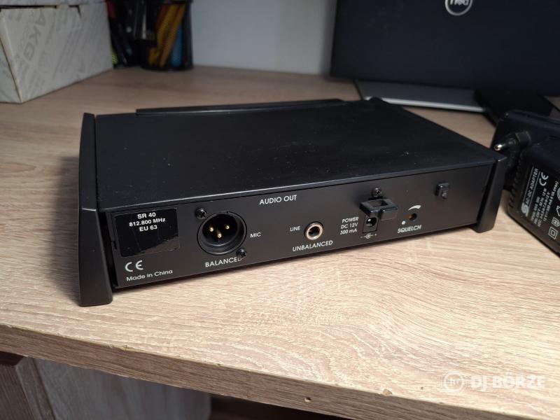 AKG WMS40 UFH vezeték nélküli mikrofon szett (2db szett)