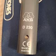 AKG D230 vezetékes mikrofon