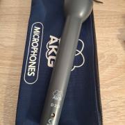 AKG D230 vezetékes mikrofon