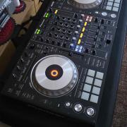Pioneer DDJ-SZ DJ kontroller flight case-ben