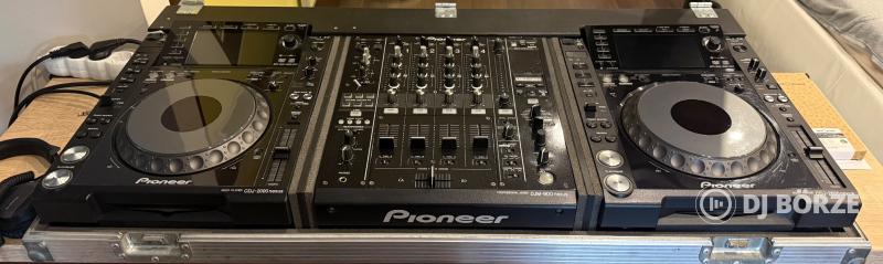 Pioneer CDJ 2000 Nexus + DJM 900 Nexus + Rack