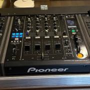 Pioneer CDJ 2000 Nexus + DJM 900 Nexus + Rack