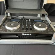 DJ laptoptartós rack