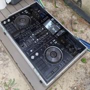 Pioneer XDJ-RX2 DJ pult + Rack