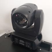 Eladó új 100 watt beam&spot robotlámpák rackekkel