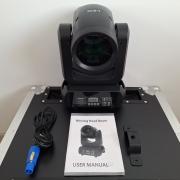 Eladó új 120 watt beam&spot robotlámpák rackekkel
