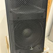 1 db Új Thunder Audio aktív hangfal