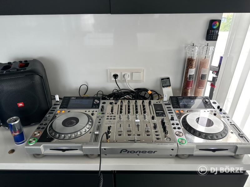 Cdj 2000 nexus Limited