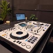 Pioneer XDJ-XZ White (Fóliázott)