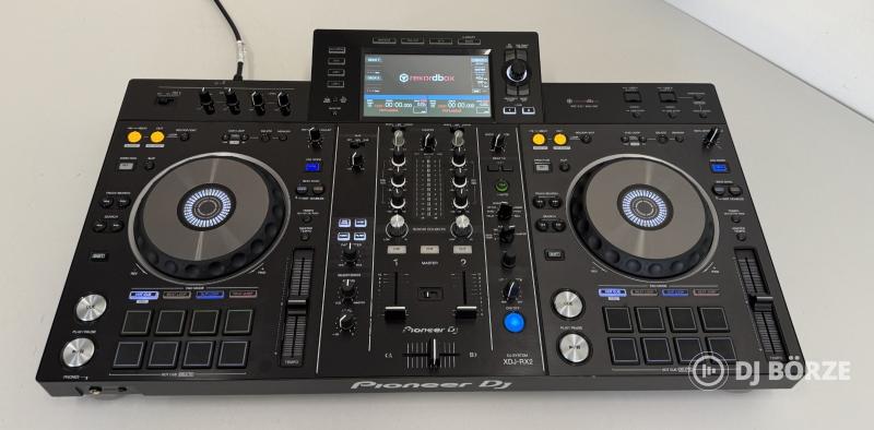 Pioneer XDJ-RX2  (XDJ RX2)