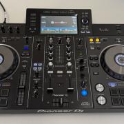 Pioneer XDJ-RX2  (XDJ RX2)