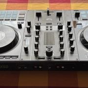 Hercules DJCONTROL IMPULSE 500 DJ kontroller