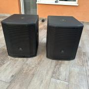 JBL aktív mélynyomó hangfal (zenekar, dj)