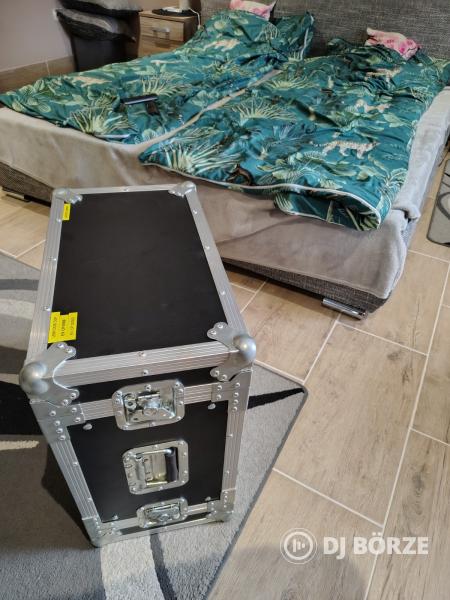 6 U végfok rack Robust