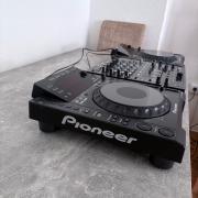 Pioneer DJ szett – 2× CDJ-900 + DJM-700