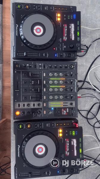 Pioneer DJ szett – 2× CDJ-900 + DJM-700