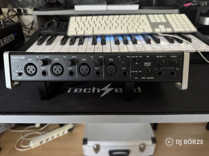 TASCAM US-4x4 USB audio interfész – 4 be / 4 ki