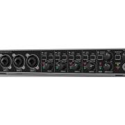 Behringer U-Phoria UMC404HD USB Audio/MIDI interfész