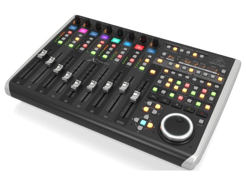 Behringer X-Touch DAW kontroller