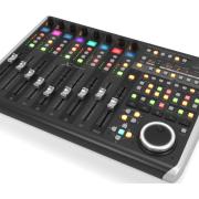 Behringer X-Touch DAW kontroller