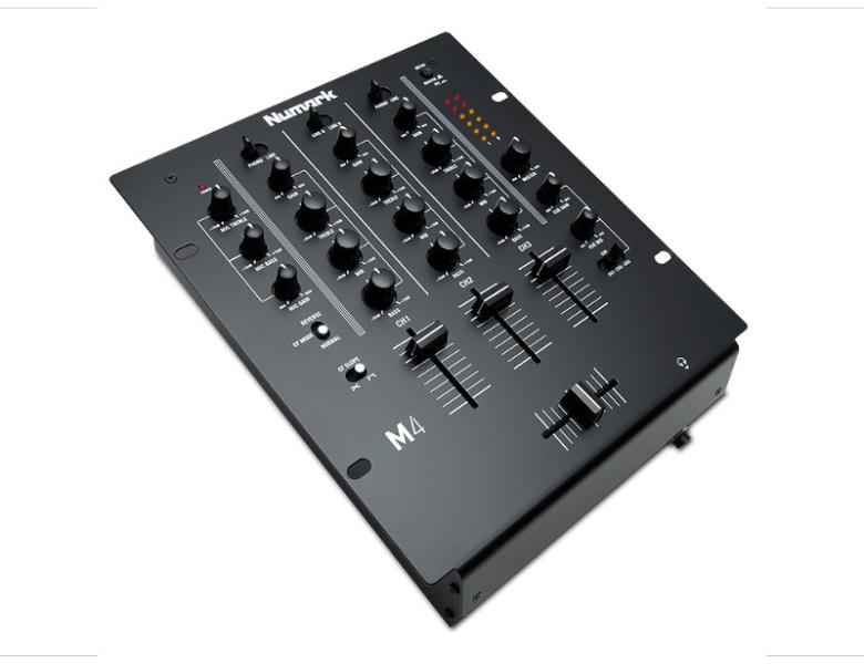 Numark M4 3 csatornás scratch DJ keverő