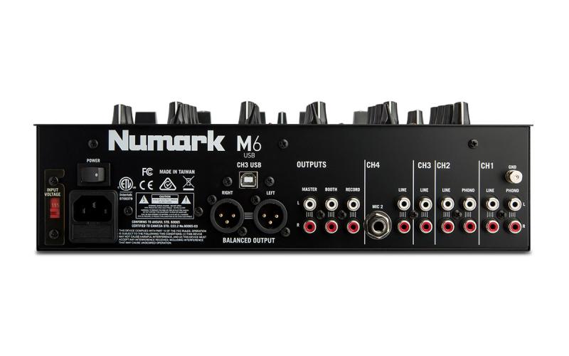 Numark M6USB 4 csatornás DJ keverő USB interfésszel