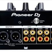 Pioneer DJ DJM-450 2-csatornás DJ keverőpult