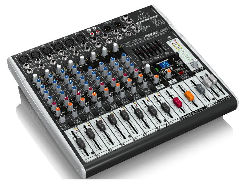 Behringer XENYX X1222USB analóg keverő USB interfésszel