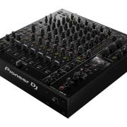 Pioneer DJ DJM-V10 6 csatornás professzionális DJ keverő