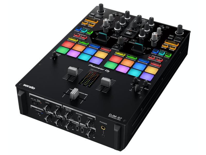 Pioneer DJ DJM-S7 2-csatornás DJ keverő