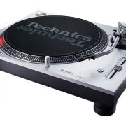 Technics SL-1200MK7 Közvetlen Meghajtású DJ Lemezjátszó