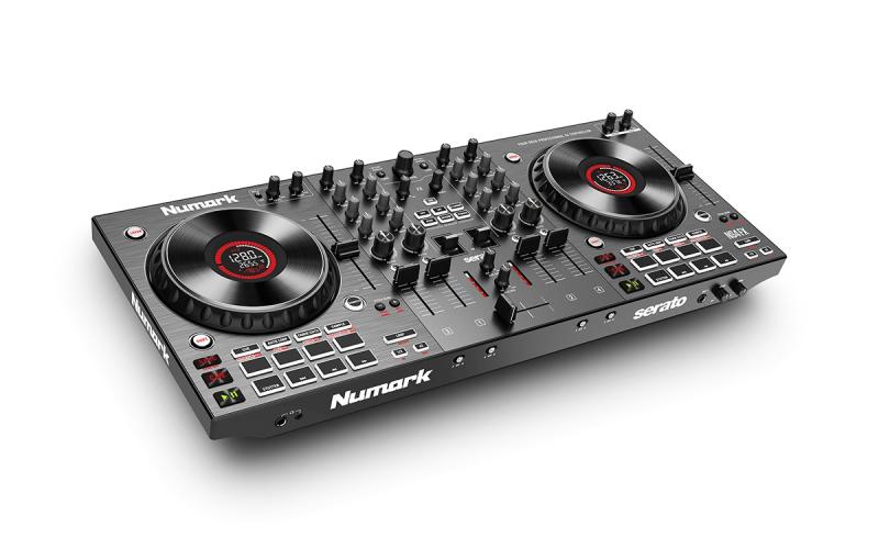 Numark NS4FX 4-deck DJ kontroller