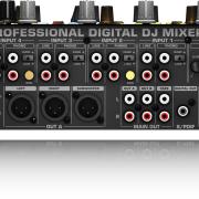 Behringer DDM4000 5-csatornás digitális DJ keverő