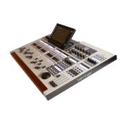 Behringer WING 48 csatornás digitális keverő