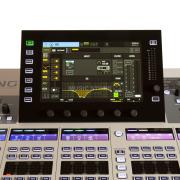 Behringer WING 48 csatornás digitális keverő