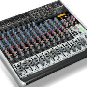 Behringer XENYX QX2222USB analóg keverőpult USB-vel és effektprocesszorral