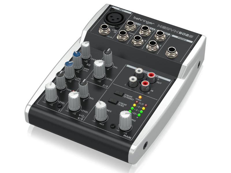 Behringer XENYX 502S Analóg Keverő