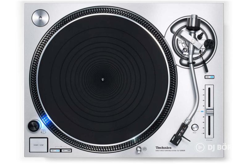 Technics SL-1200GR2 direkt meghajtású lemezjátszó