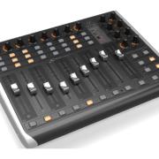 Behringer X-Touch Compact DAW kontroller