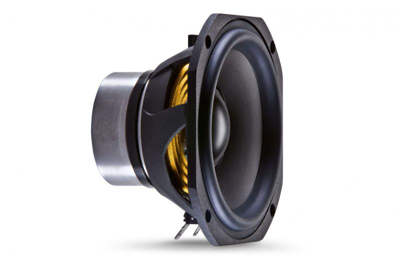 JBL LSR705i