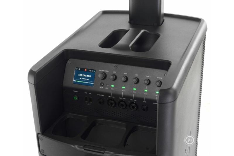 JBL EON ONE MK2 hordozható oszlop PA rendszer