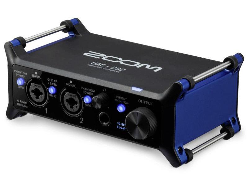 Zoom UAC-232 32-bites Float audio interfész