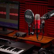 RØDE NT1 Signature Red