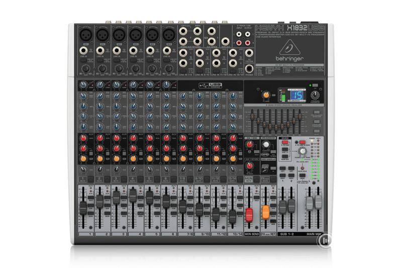 Behringer XENYX X1832USB keverőpult USB audió interfésszel