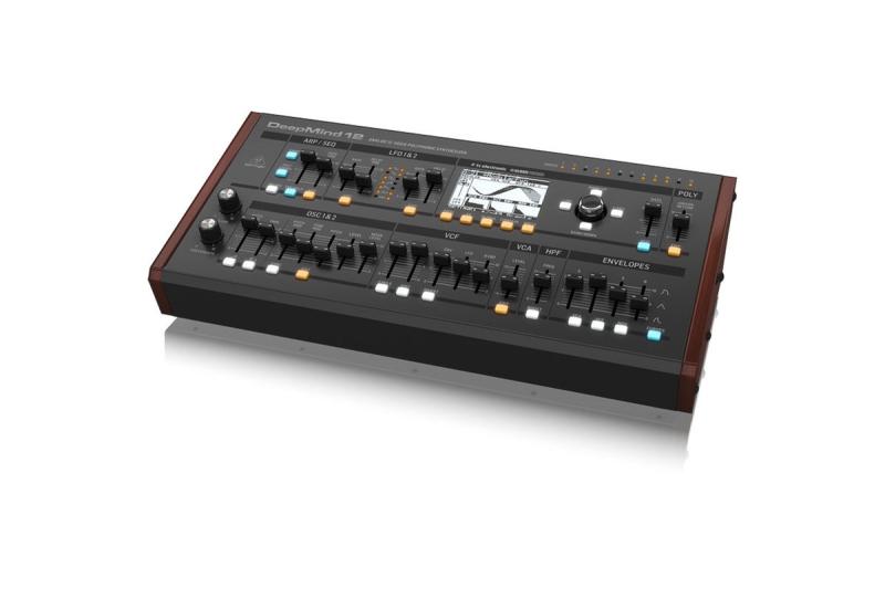 Behringer DeepMind 12D 12 hangos analóg szintetizátor