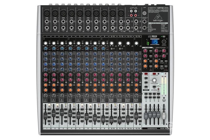 Behringer XENYX X2442USB 24 csatornás keverő USB-vel